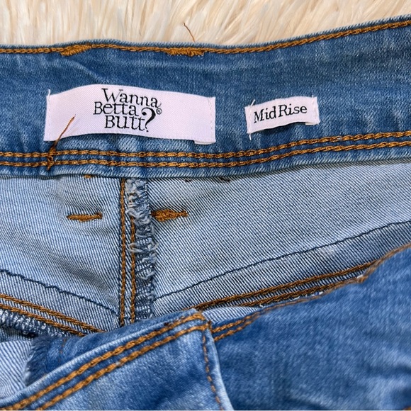 YMI Wanna Betta Butt mid rise shorts size 11 - Picture 5 of 11